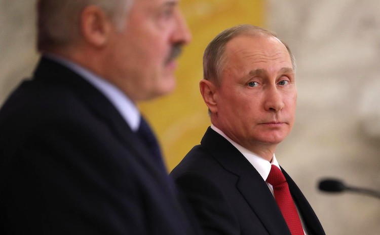 How Belarus Maneuvers between Russia and the West 