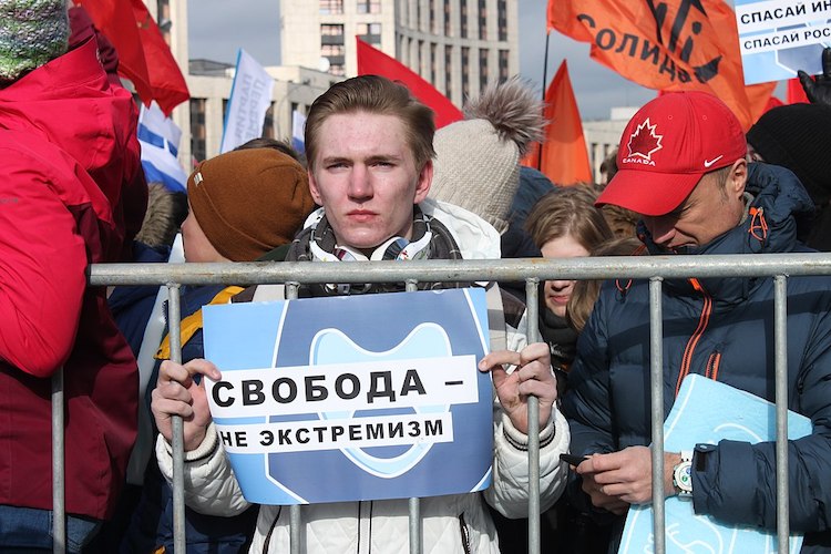 How the Russian government uses anti-extremism laws to fight opponents