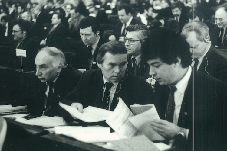 B.Y. Nemtsov as a Russian Parliamentarian. The Congresses of People’s Deputies, the Supreme Soviet, the Federation Council, the State Duma. 1990–2003.