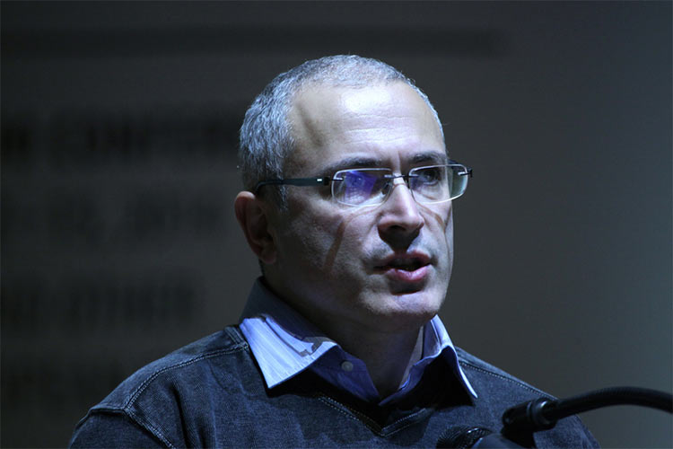 Интервью Ходорковского «Медузе», что случилось с Днем Победы и почему эффект от санкций близок к нулю